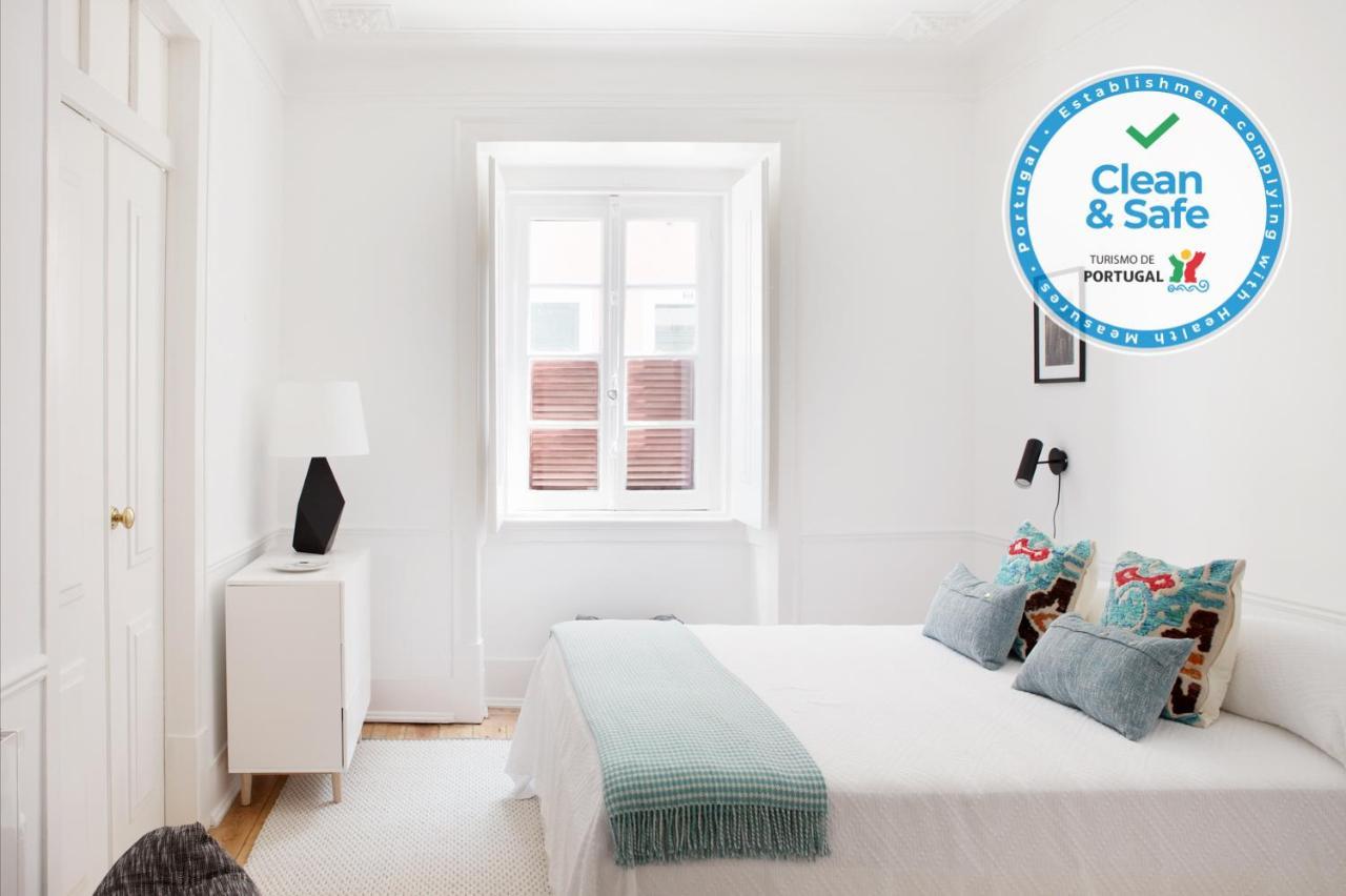 Renovated Charming Apartment With Terrace In Lapa Lisboa Exterior foto