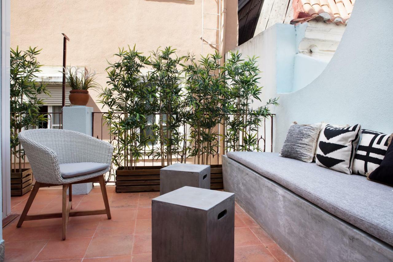 Renovated Charming Apartment With Terrace In Lapa Lisboa Exterior foto